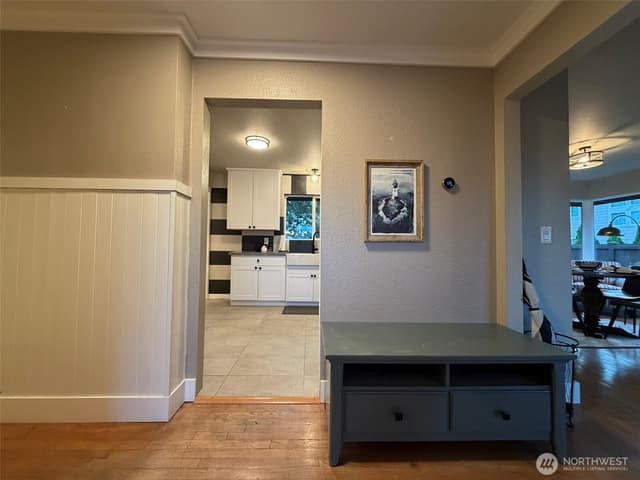 Property photo for 522 Hawthorne Street, Everett photo 2