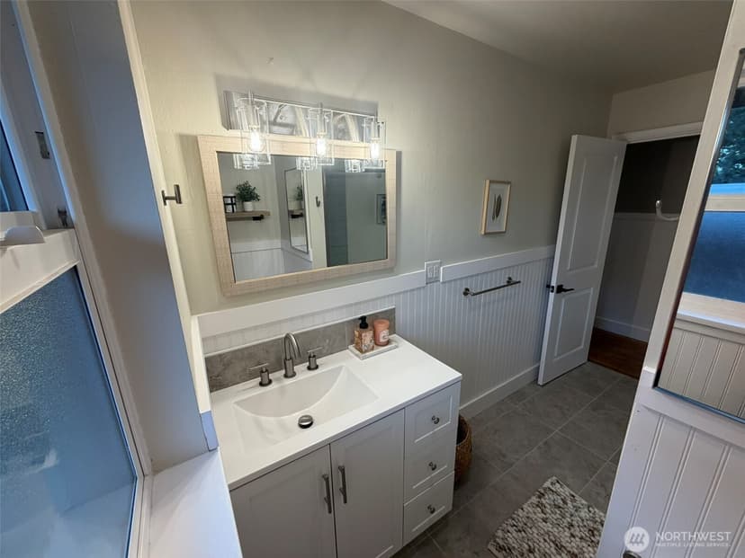Property photo for 522 Hawthorne Street, Everett photo 10