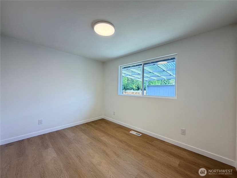Property photo for 209 E 65th Street, Tacoma photo 16