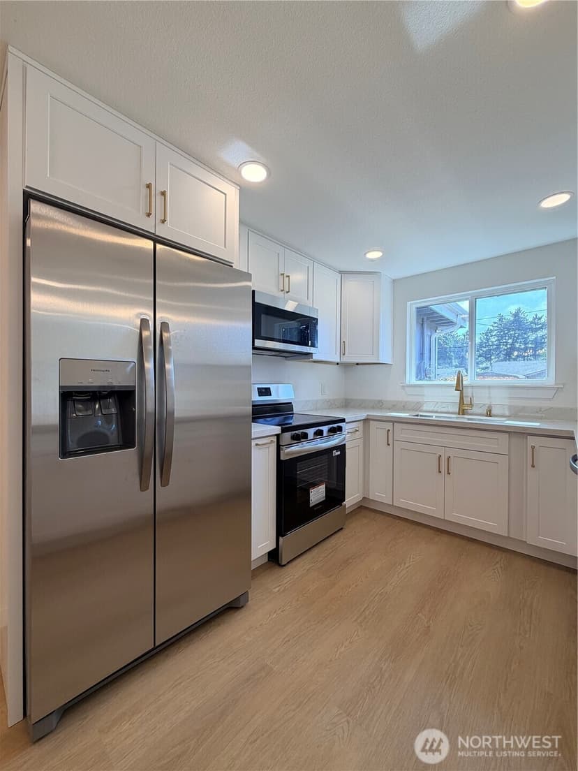 Property photo for 209 E 65th Street, Tacoma photo 10