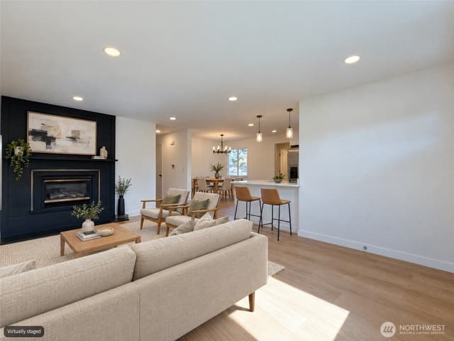 Property photo for 209 E 65th Street, Tacoma photo 2