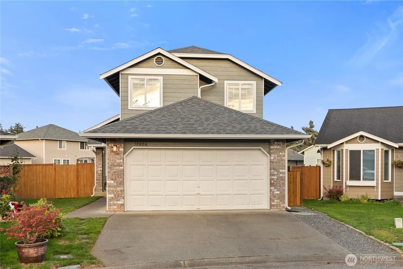 Property photo for 17525 27th Avenue NE, Marysville photo 2