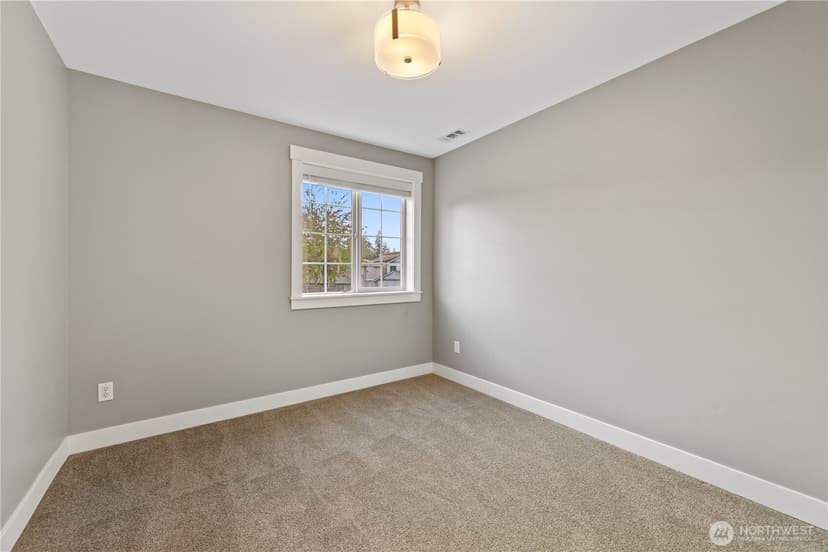 Property photo for 17525 27th Avenue NE, Marysville photo 27
