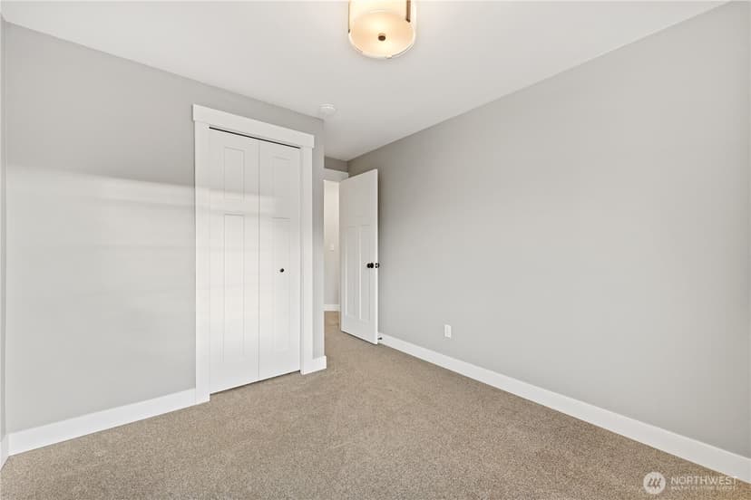 Property photo for 17525 27th Avenue NE, Marysville photo 28