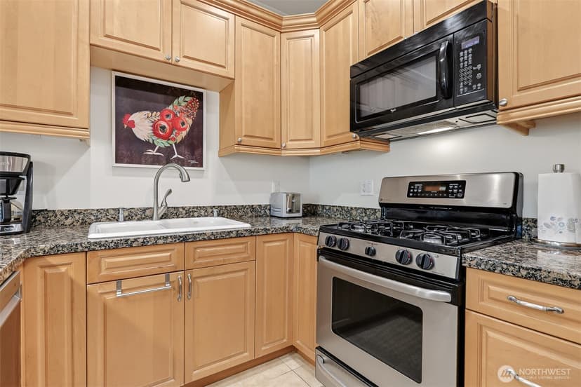 Property photo for 1854 NW 195th Street #205, Shoreline photo 13