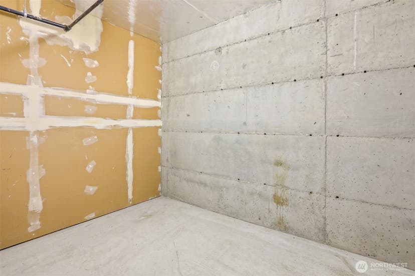 Property photo for 1854 NW 195th Street #205, Shoreline photo 30