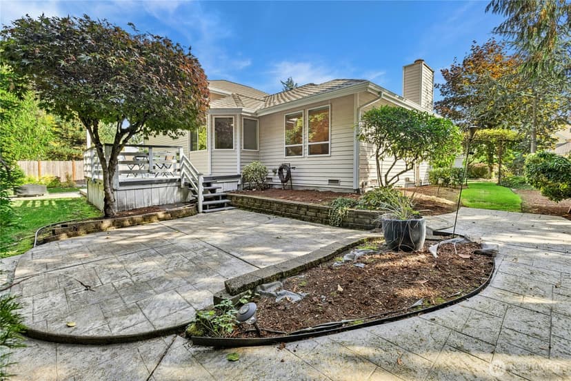 Property photo for 18225 154th Place SE, Renton photo 33