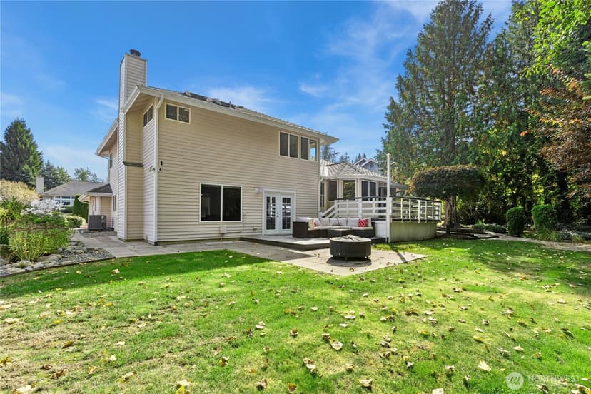 Property photo for 18225 154th Place SE, Renton photo 34