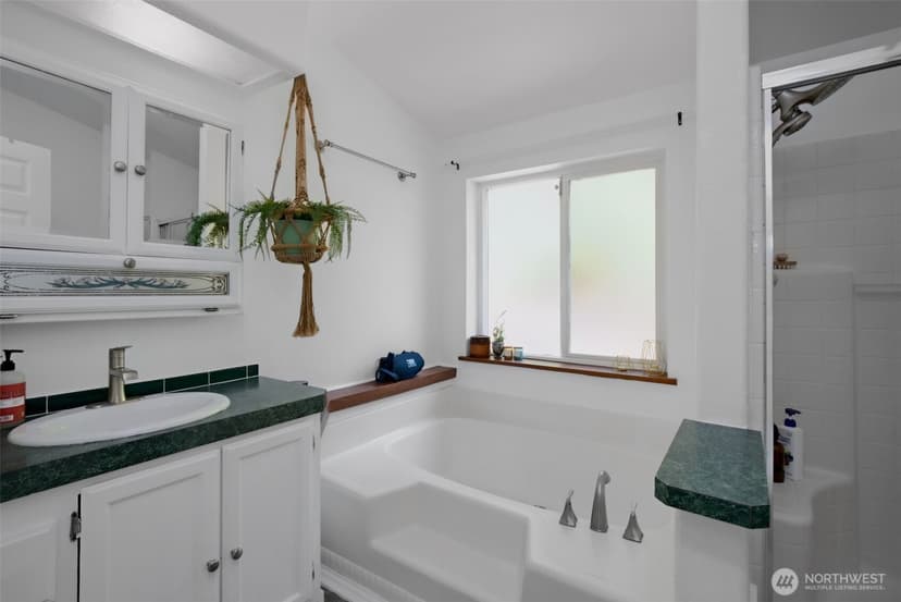 Property photo for 18908 SE 116th Place, Issaquah photo 18