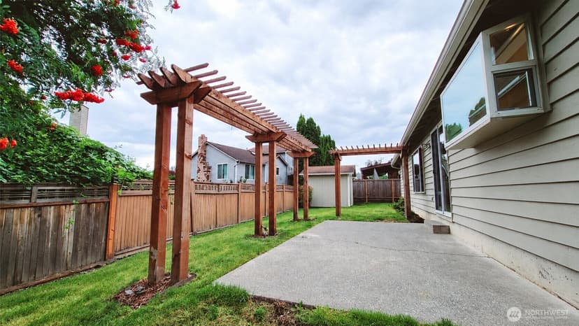 Property photo for 11945 SE 260th Place, Kent photo 16