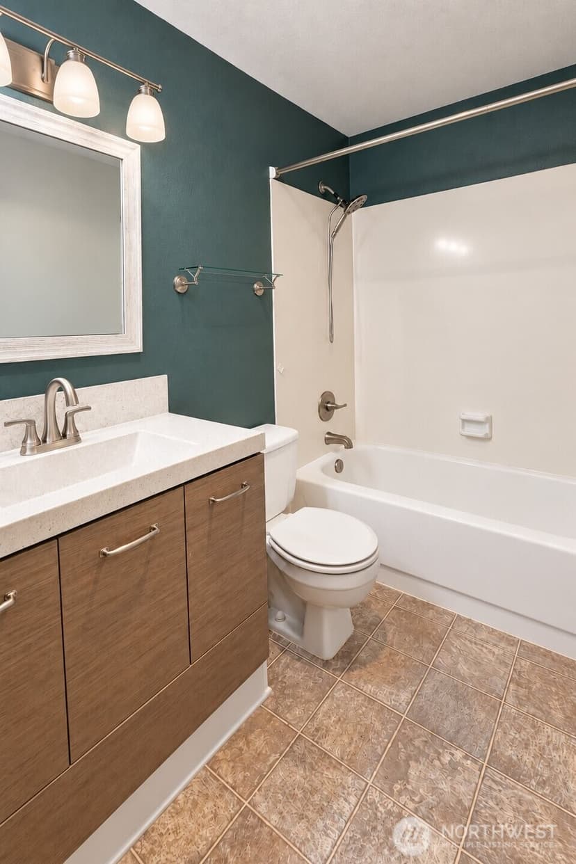 Property photo for 11945 SE 260th Place, Kent photo 14