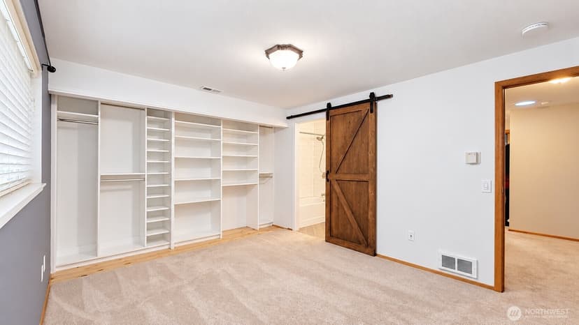 Property photo for 11945 SE 260th Place, Kent photo 9