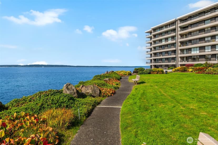 Property photo for 6535 Seaview Avenue NW #711B, Seattle photo 28
