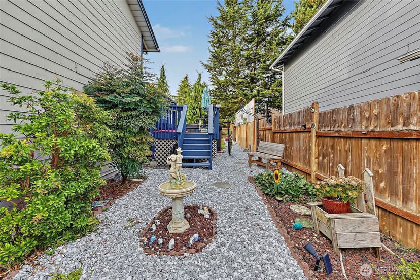 Property photo for 218 S 317th Place, Federal Way photo 34