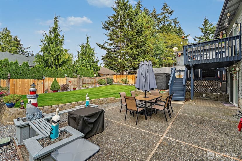 Property photo for 218 S 317th Place, Federal Way photo 25