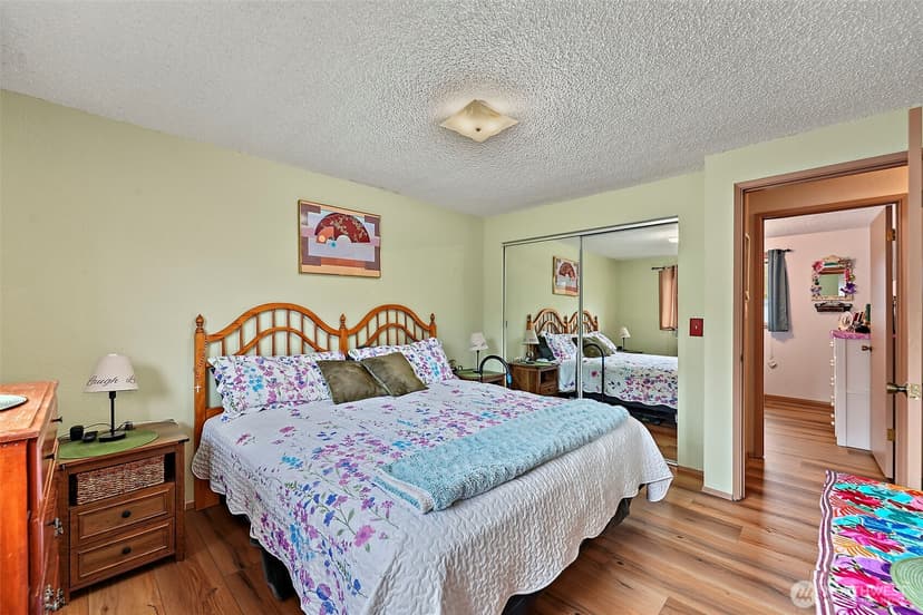Property photo for 218 S 317th Place, Federal Way photo 23