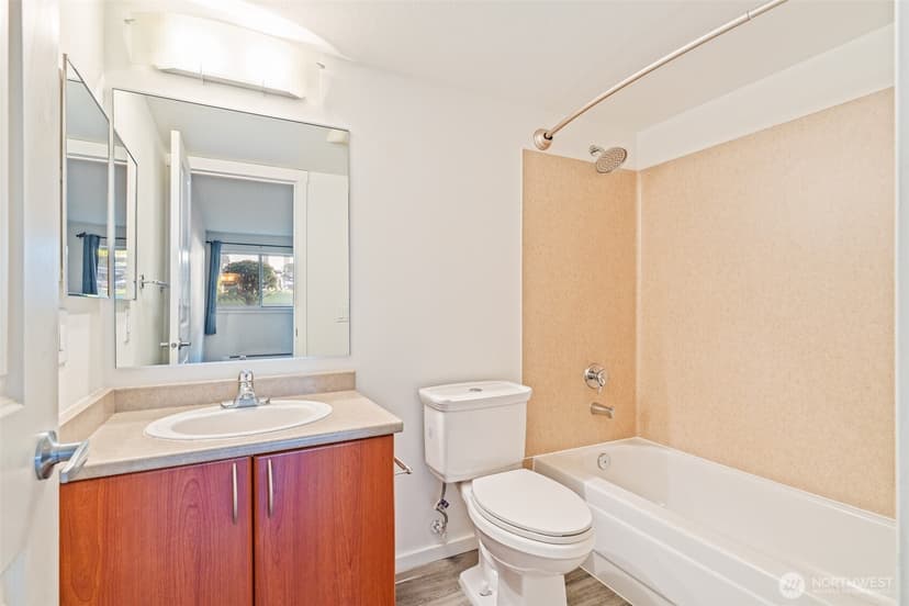 Property photo for 15415 35th Avenue W #F105, Lynnwood photo 11
