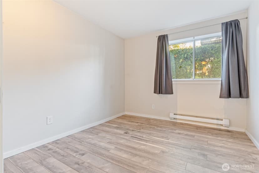 Property photo for 15415 35th Avenue W #F105, Lynnwood photo 19