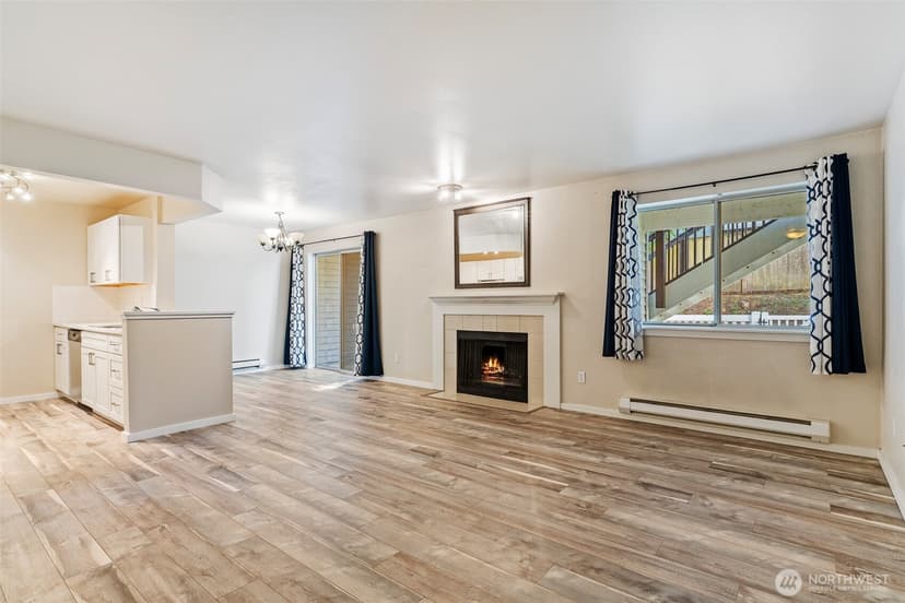 Property photo for 15415 35th Avenue W #F105, Lynnwood photo 16