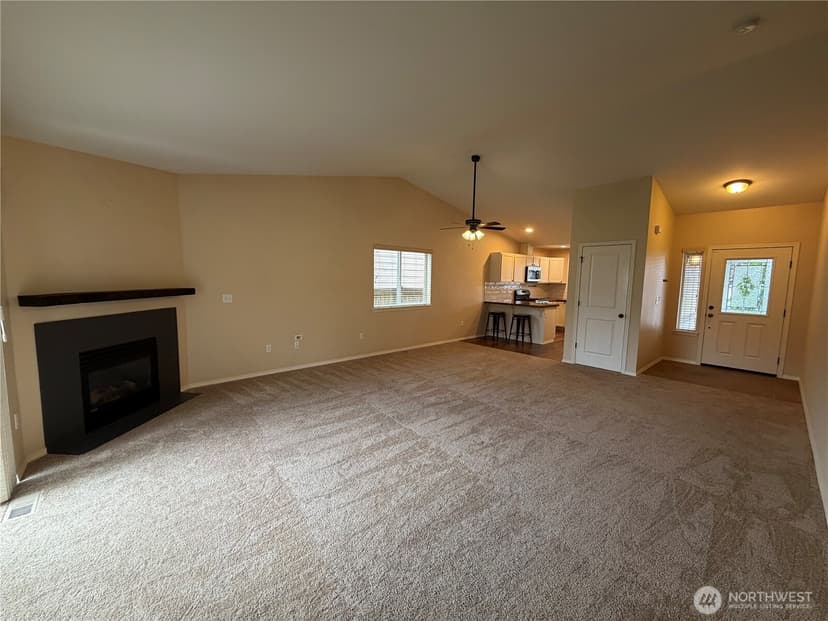 Property photo for 5755 122nd Place NE, Marysville photo 7