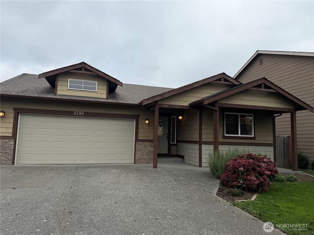Property photo for 5755 122nd Place NE, Marysville photo 2
