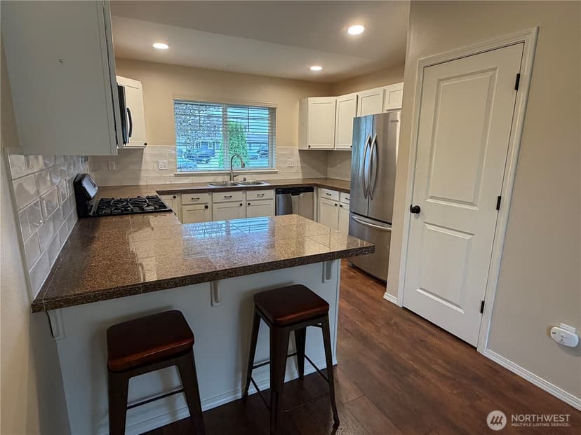 Property photo for 5755 122nd Place NE, Marysville photo 12
