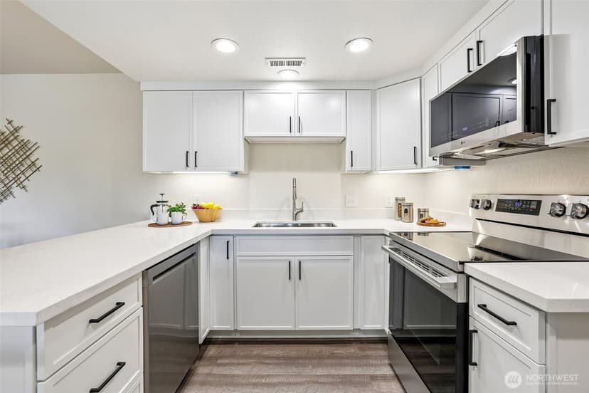 Property photo for 3935 226th Place SE #207, Issaquah photo 13