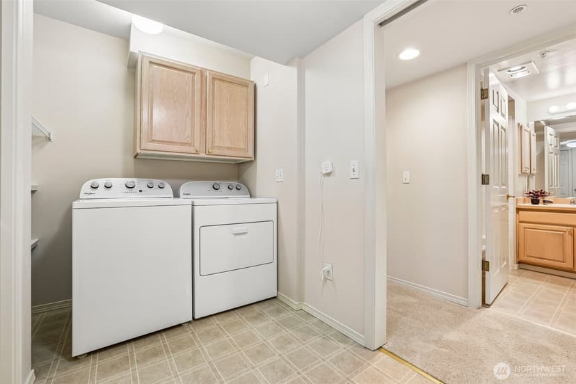 Property photo for 22535 SE Highland Circle #302, Issaquah photo 22