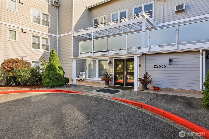 Property photo for 22535 SE Highland Circle #302, Issaquah photo 37