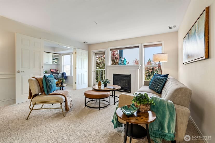 Property photo for 22535 SE Highland Circle #302, Issaquah photo 8