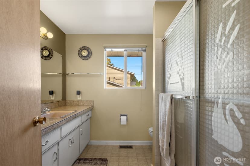 Property photo for 12820 SE 172nd Street, Renton photo 27