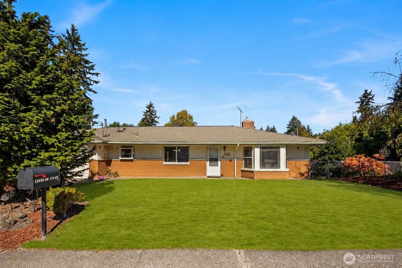 Property photo for 12820 SE 172nd Street, Renton photo 3