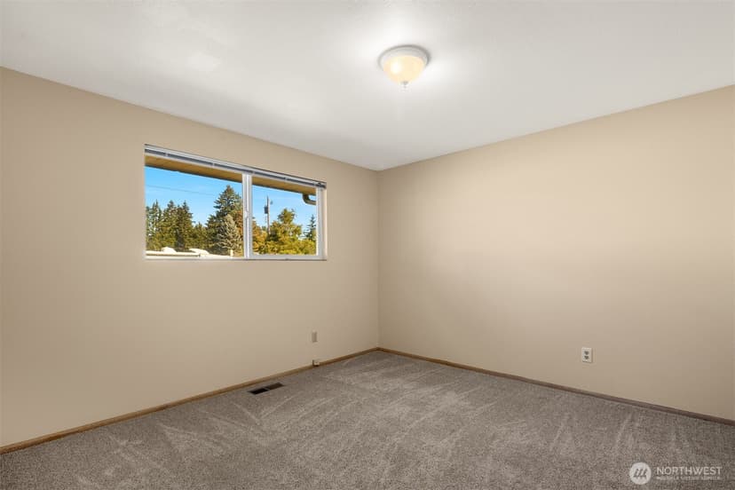 Property photo for 12820 SE 172nd Street, Renton photo 29