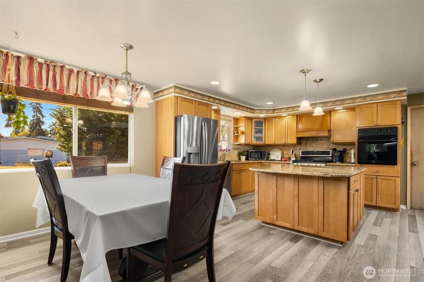 Property photo for 12820 SE 172nd Street, Renton photo 15