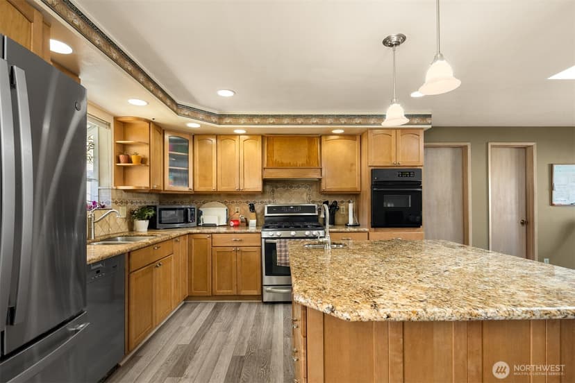Property photo for 12820 SE 172nd Street, Renton photo 12