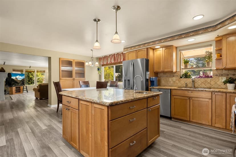 Property photo for 12820 SE 172nd Street, Renton photo 10