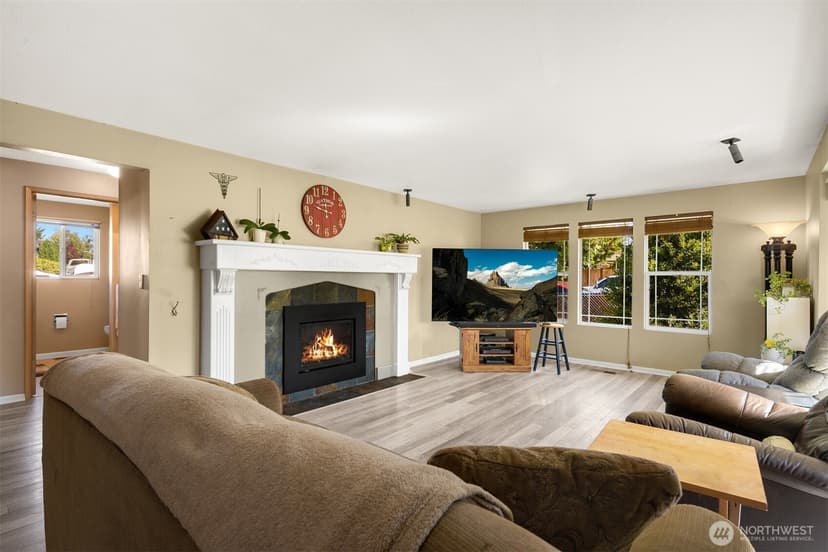 Property photo for 12820 SE 172nd Street, Renton photo 8