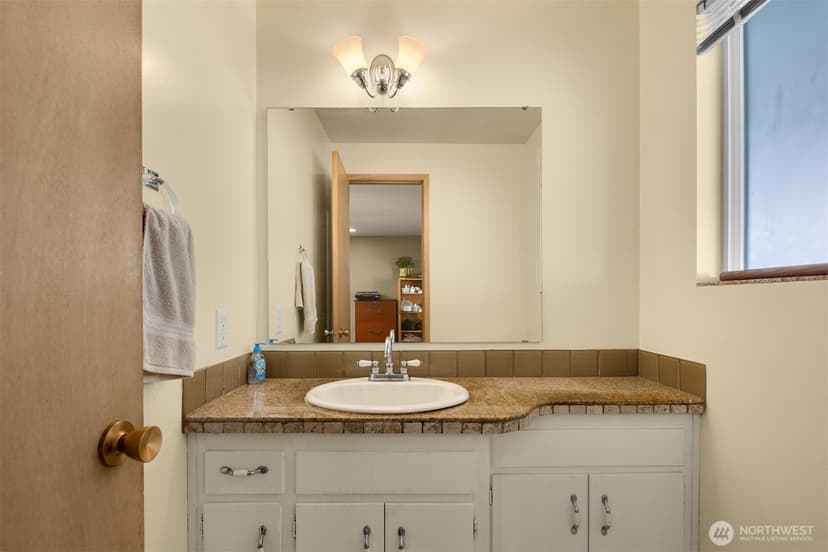 Property photo for 12820 SE 172nd Street, Renton photo 19