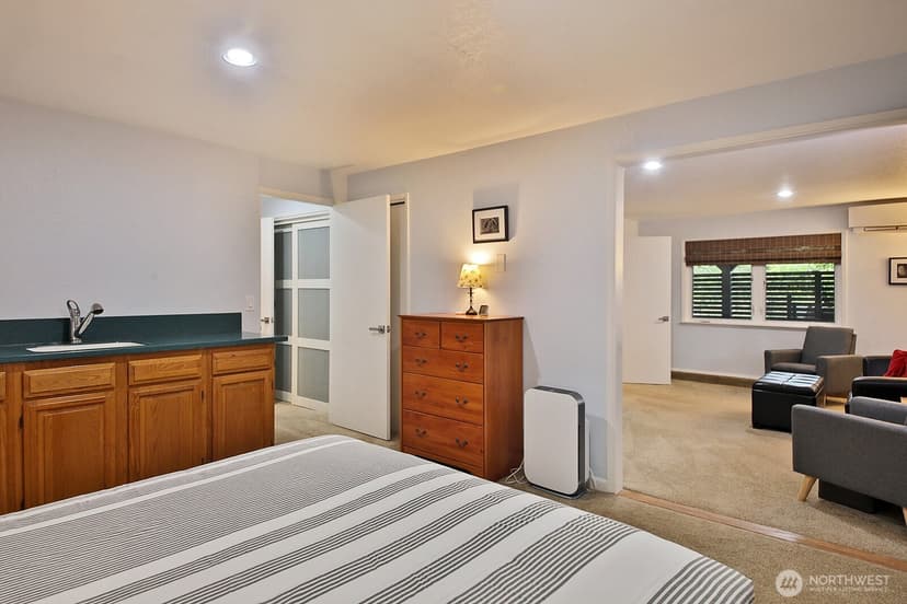 Property photo for 2496 Discovery Place, Langley photo 36