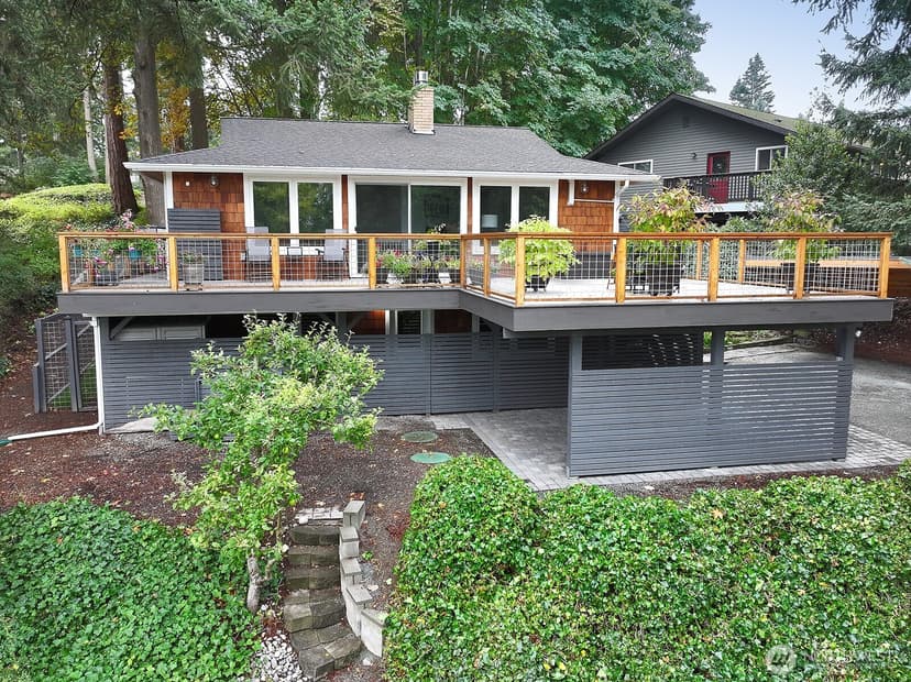 Property photo for 2496 Discovery Place, Langley