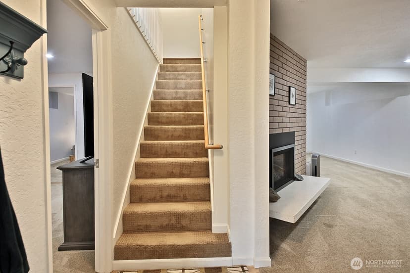 Property photo for 2496 Discovery Place, Langley photo 31