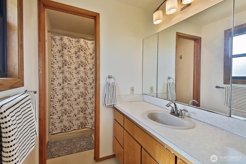 Property photo for 5880 Captain Vancouver Drive, Langley photo 25