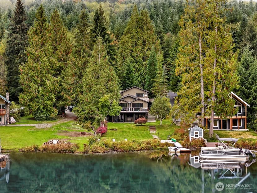 Property photo for 1311 SW Lake Roesiger Road, Snohomish
