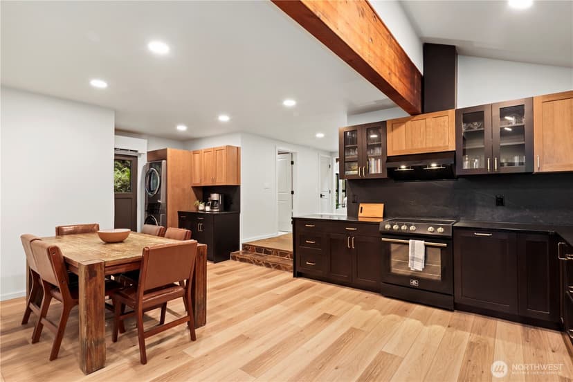 Property photo for 1311 SW Lake Roesiger Road, Snohomish photo 10