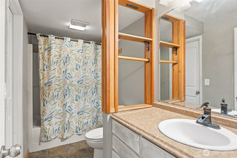 Property photo for 4441 SE BASSWOOD Lane, Port Orchard photo 14