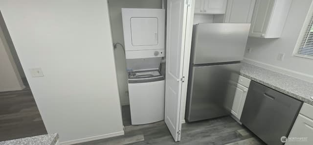 Property photo for 13821 SE Allen Road #B, Bellevue photo 4