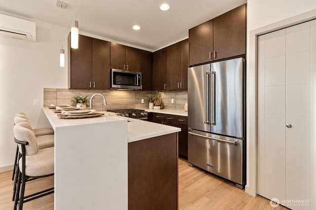 Property photo for 9515 A 8th Avenue NW, Seattle photo 5