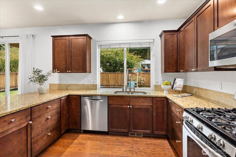 Property photo for 1116 Orchard Avenue, Snohomish photo 10