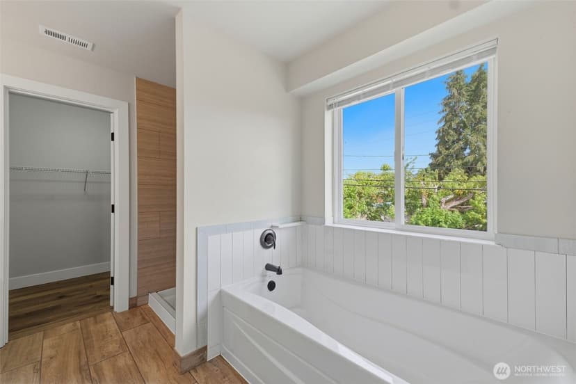 Property photo for 6923 S Mason Avenue, Tacoma photo 13