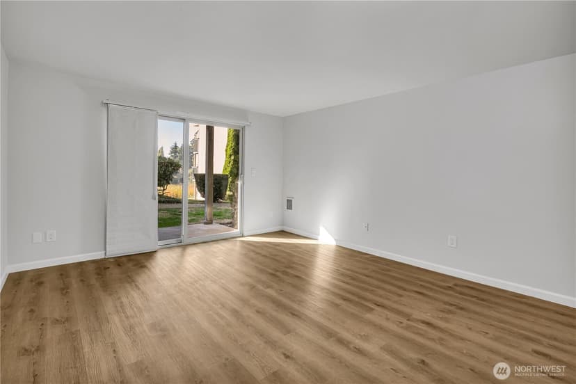 Property photo for 31003 14th Avenue S #G8, Federal Way photo 11